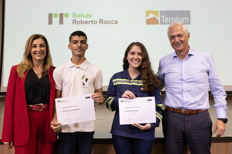 Ternium premia estudantes de ensino médio e universidades no Rio de Janeiro