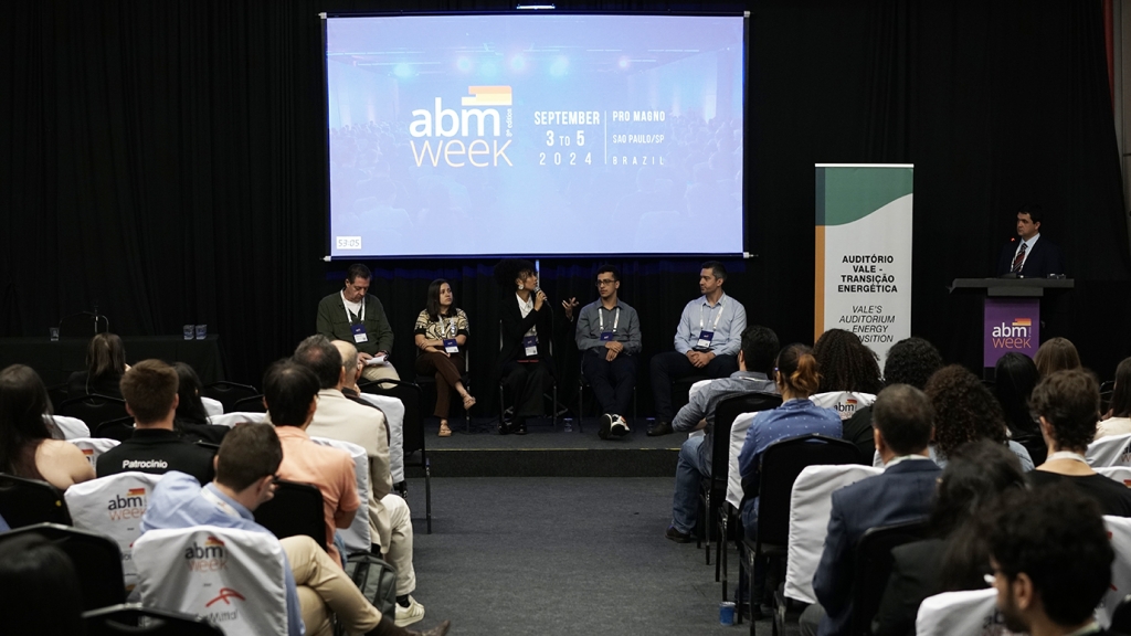 ABM Week 2024: Riscos e oportunidades no uso da IA por estudantes é tema de mesa-redonda junto a especialistas da área 
