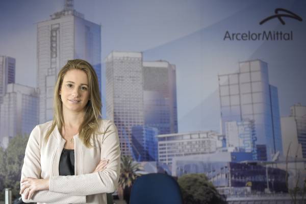 ArcelorMittal Brasil tem primeira mulher diretora de unidade industrial