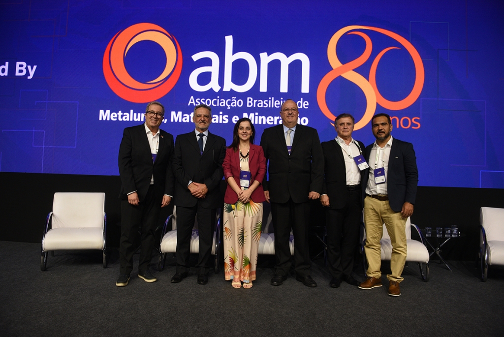 Mesa-redonda na ABM Week 2024 debate Economia Circular na produção de aço