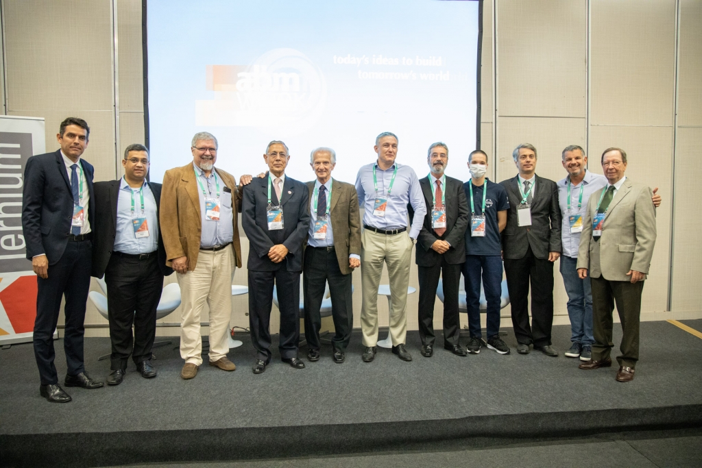 20° Enemet homenageia os criadores do encontro