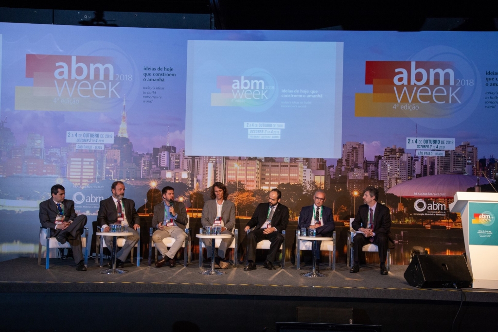 Inovação na indústria depende de definição de estratégia nacional, apontam gestores do setor minerometalúrgico
