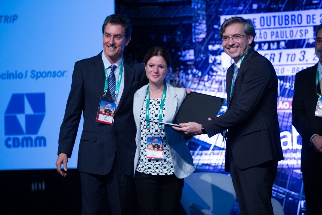 Prêmios de reconhecimento técnico são entregues durante a abertura da ABM WEEK 2019